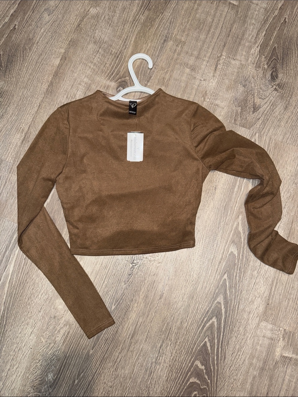 Windsor Brown Long-Sleeve Cropped Top